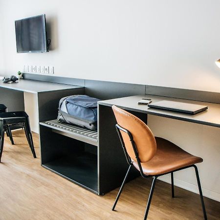 Twenty Business Flats Beziers Aparthotel Exterior photo